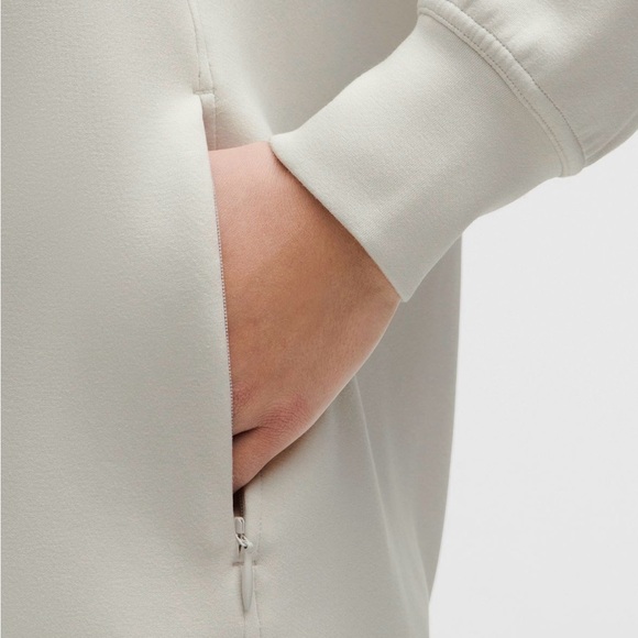 Women’s Lululemon Modal-Blend Turtleneck Tunic. Color: Bone. Size 4. - Picture 4 of 9